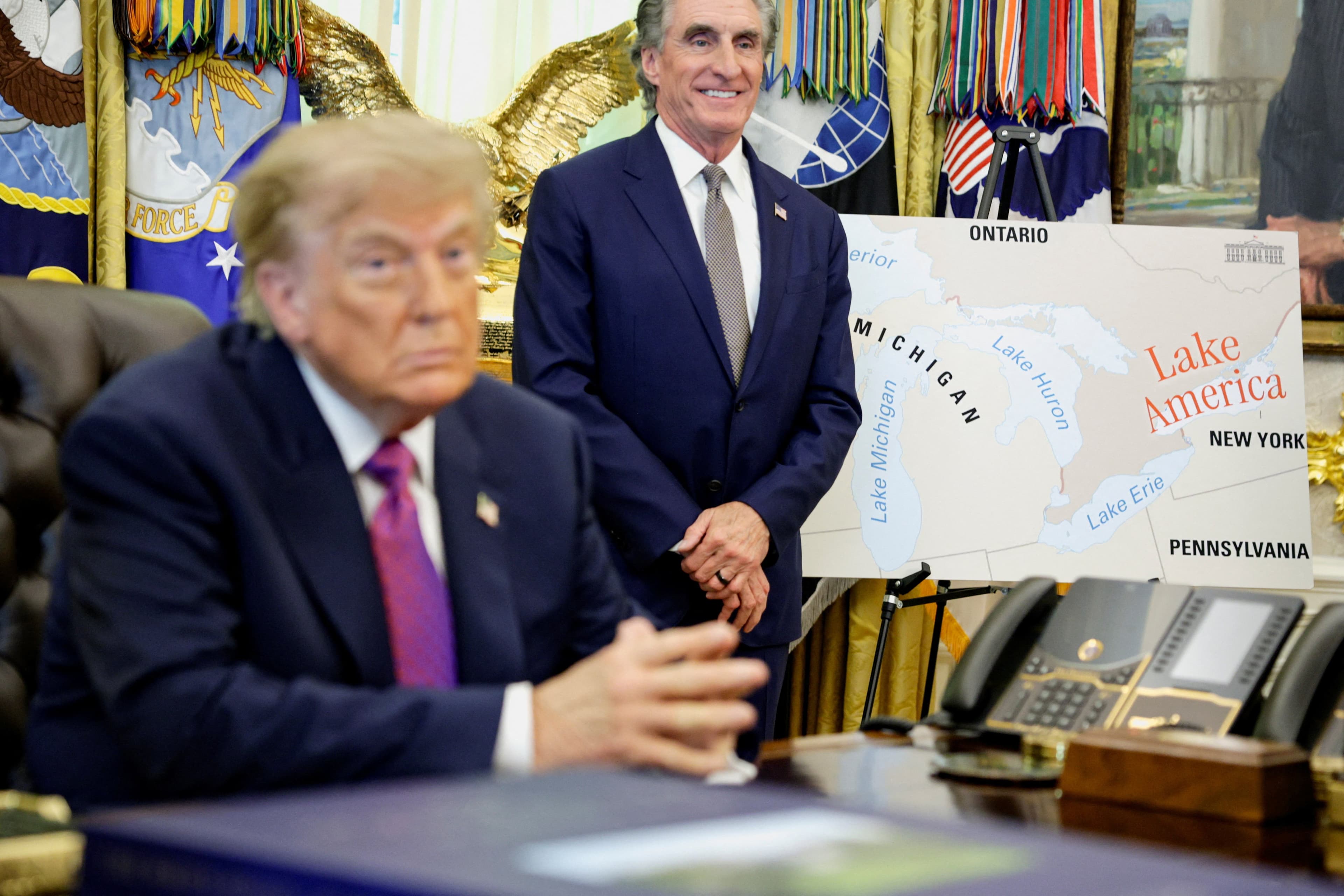 Trump altera nome de Lago Ontário para Lago América nos EUA