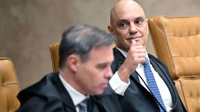 Moraes solicita relatórios da PF sobre ministros do STF