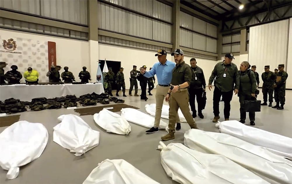 Governo colombiano enfrenta críticas por plano de desmantelar acordo de paz