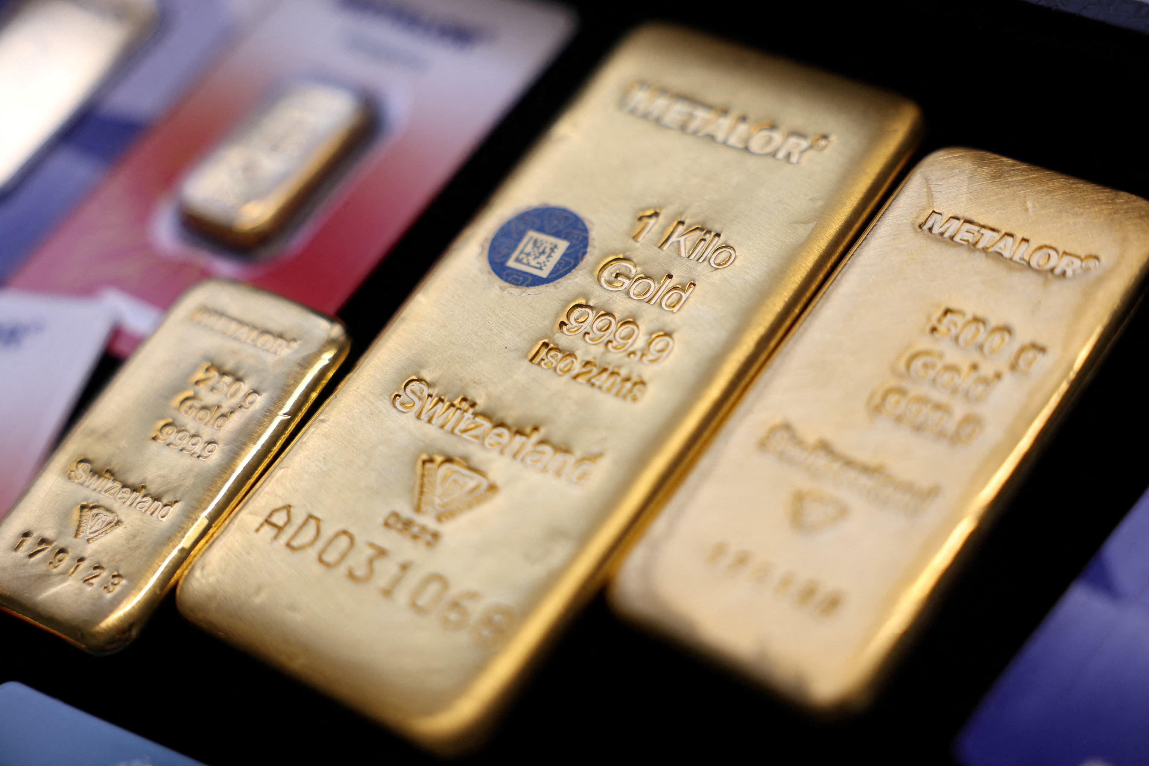 Banco Central da Holanda transfere reservas de ouro para Londres