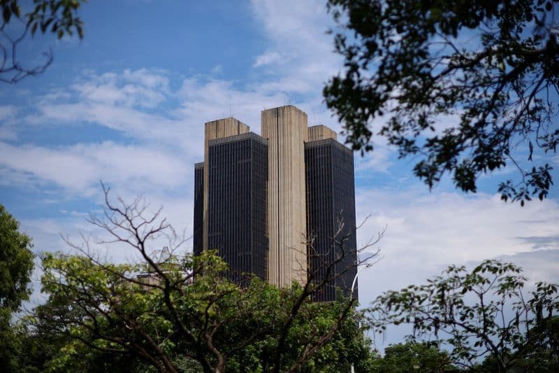 Inflação no Brasil tem novas projeções altas até 2028