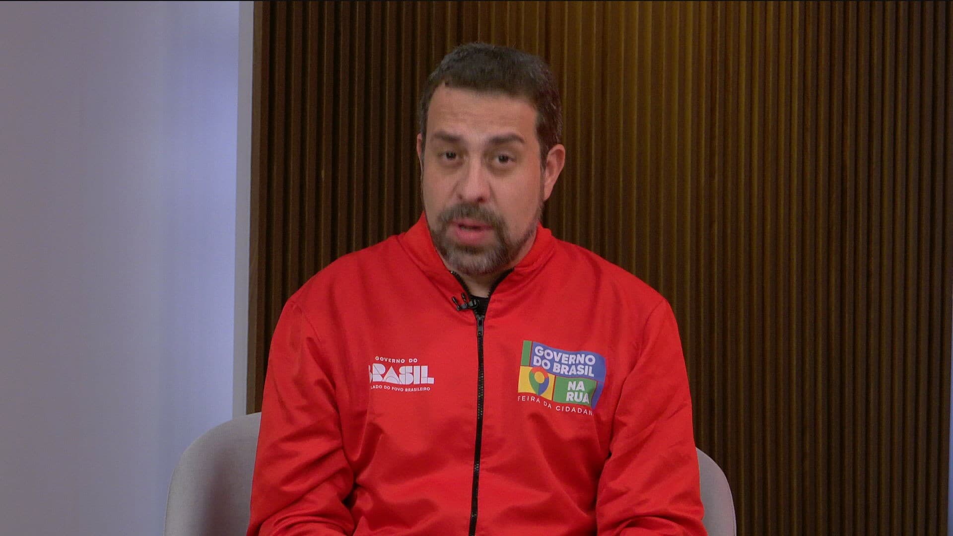 Boulos sugere revogação da taxa das blusinhas antes das eleições