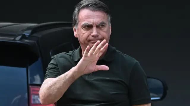 Saúde de Jair Bolsonaro: episódio severo de soluço preocupa médicos