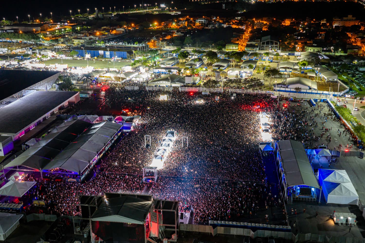 Expo Macaé 2026 impulsiona turismo, economia e entretenimento com programação de grandes atrações