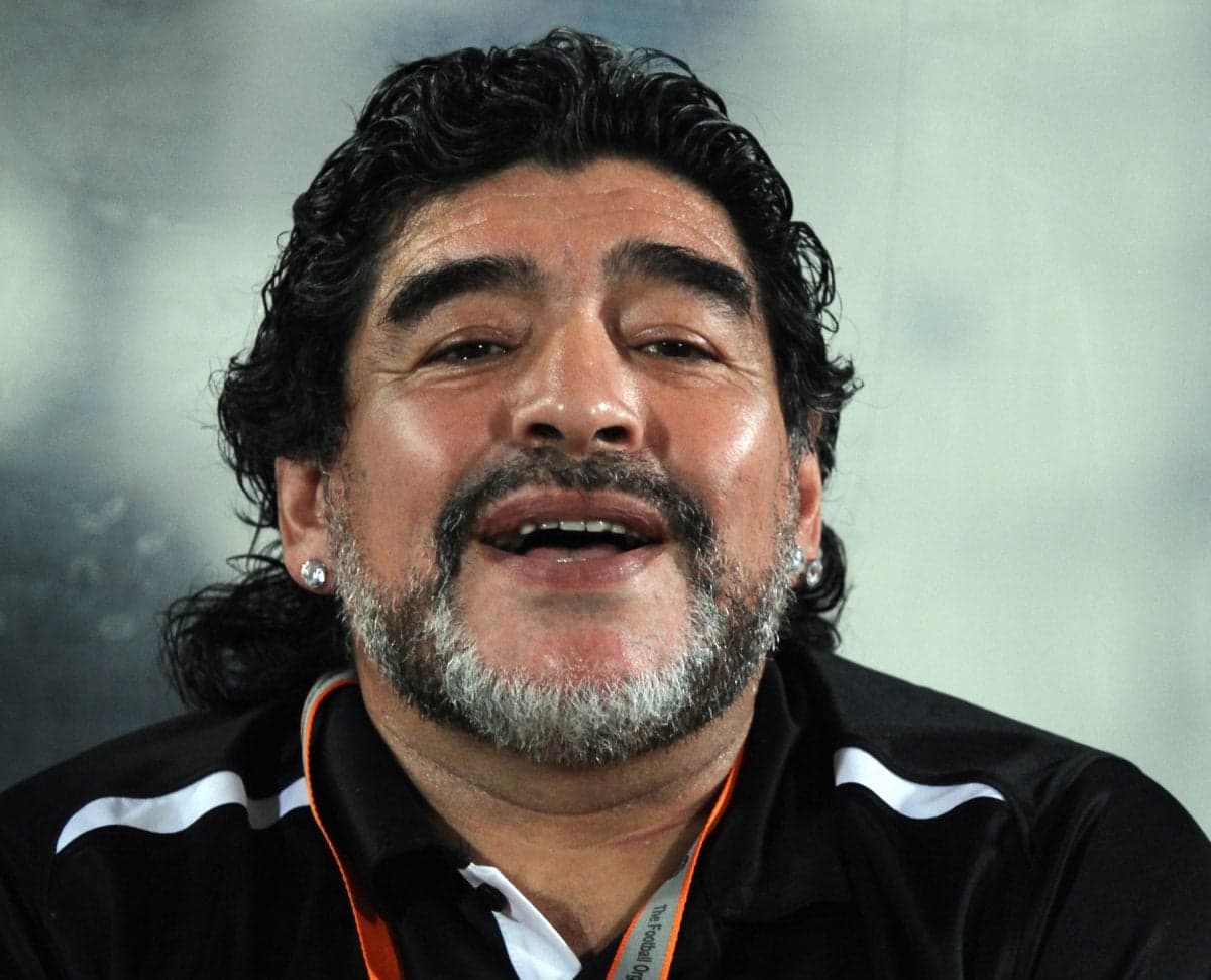 Veredito sobre morte de Maradona será anunciado em dezembro