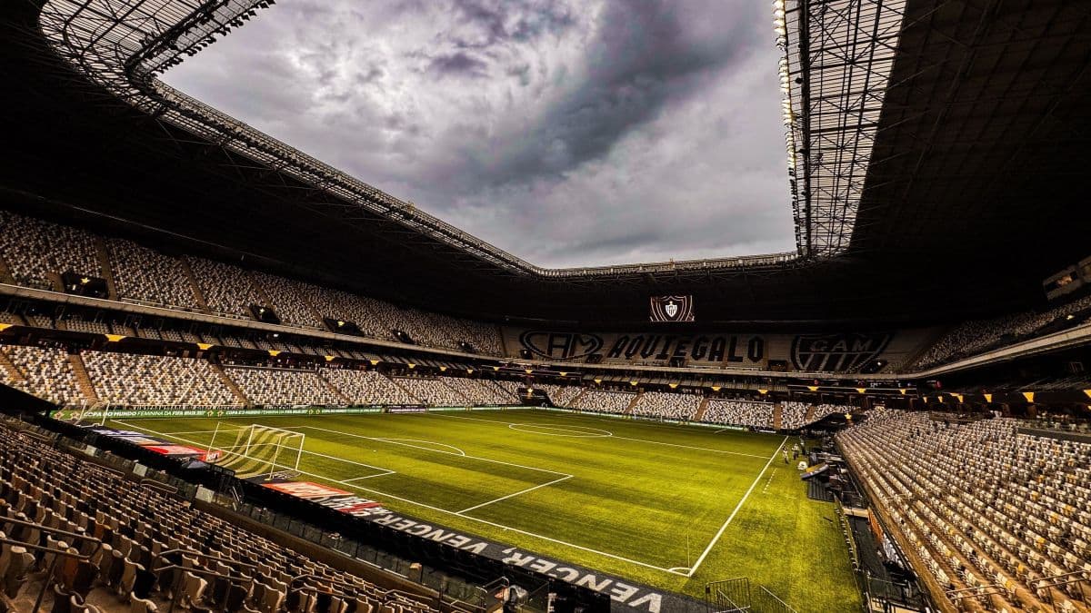 Atlético-MG busca recuperação contra Flamengo na Arena MRV