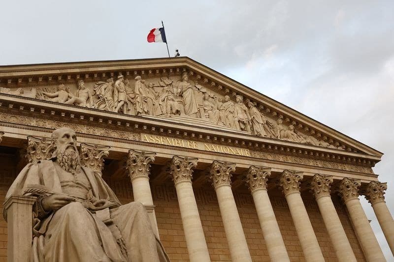 Rendimento dos Títulos Franceses Atinge Nível Máximo em 25 Anos