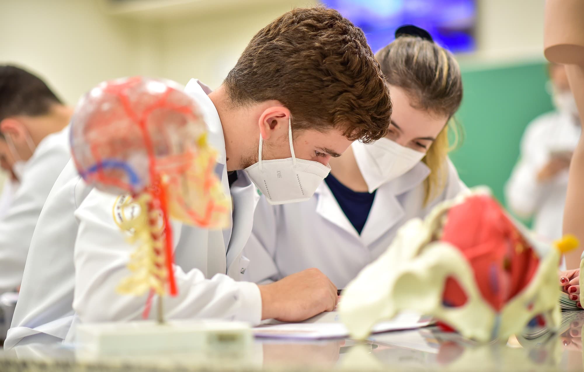Congresso aprova obrigatoriedade do Enamed para estudantes de Medicina
