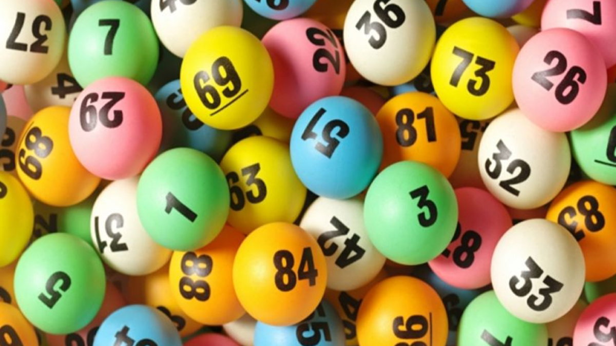 Mega Millions sorteia R$ 889 milhões este mês após aumento de jackpot