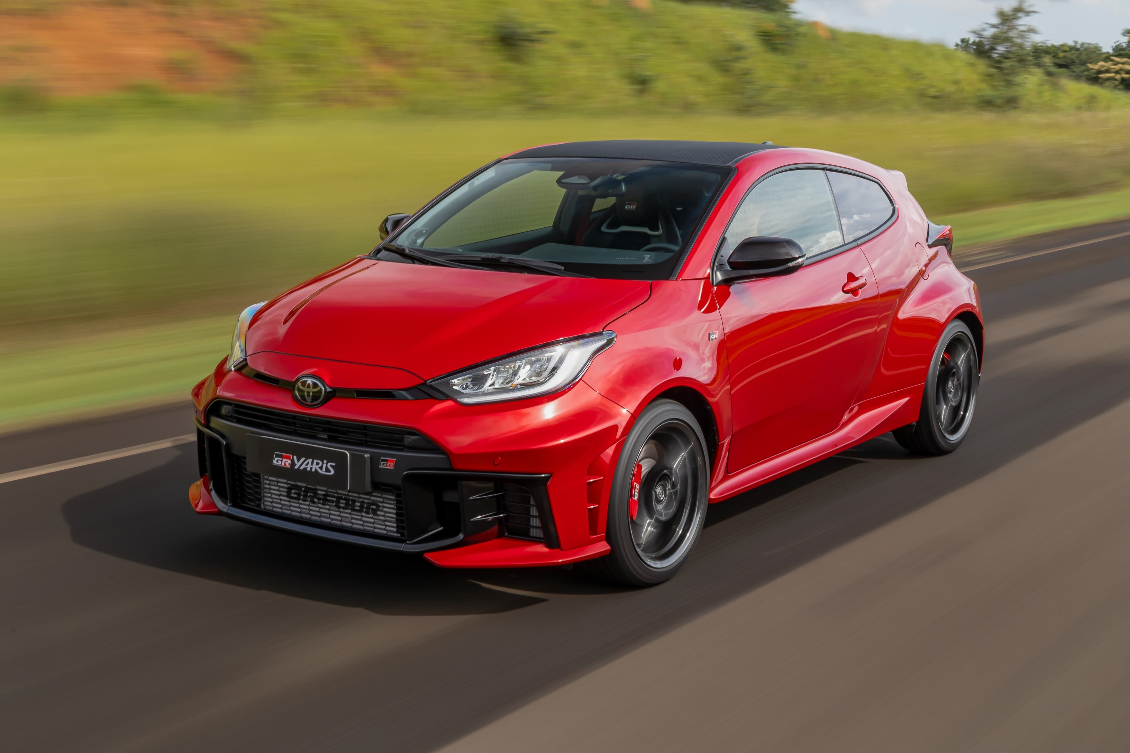 GR Yaris chega ao Brasil com motor turbo mais potente do mundo