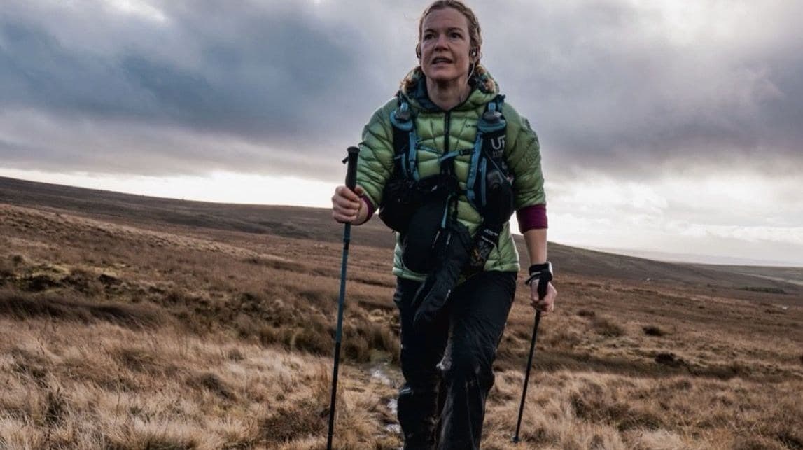 Sophie Woods quebra recorde na Via Alpina após 29 dias de corrida