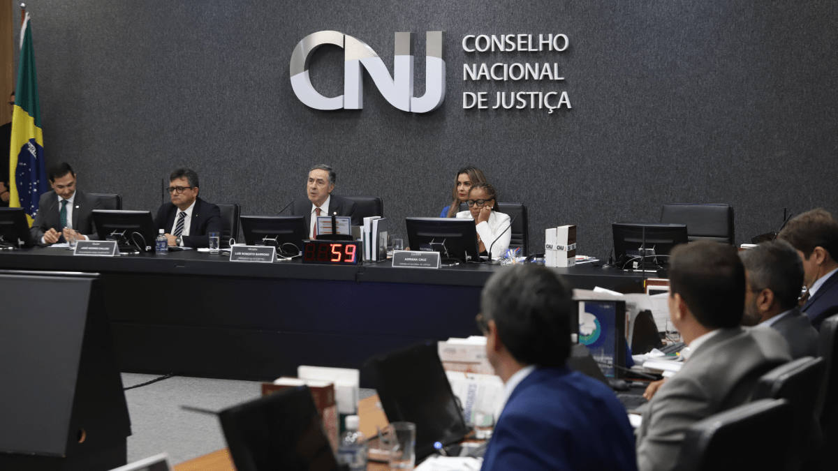 CNJ aprova resolução com limites para auxílios a magistrados
