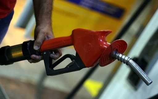 Preços do diesel mostram leve queda após altas em abril