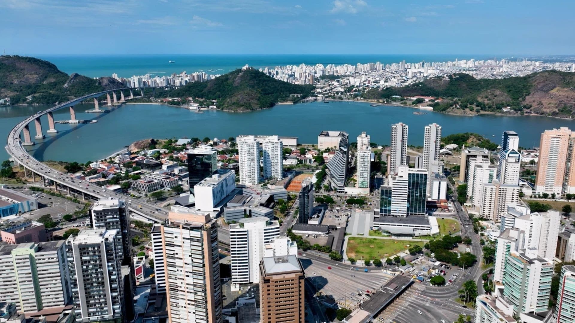 Vitória se torna a cidade com metro quadrado mais caro do Brasil
