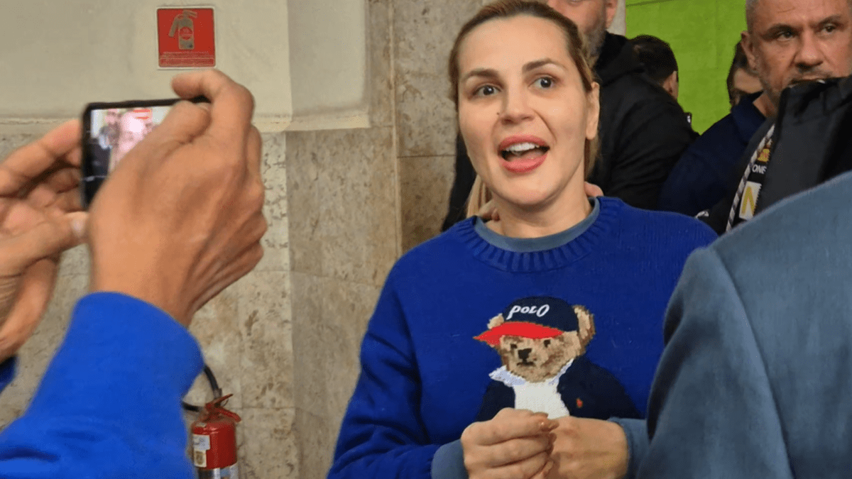Deolane Bezerra enfrenta julgamento sobre habeas corpus em SP