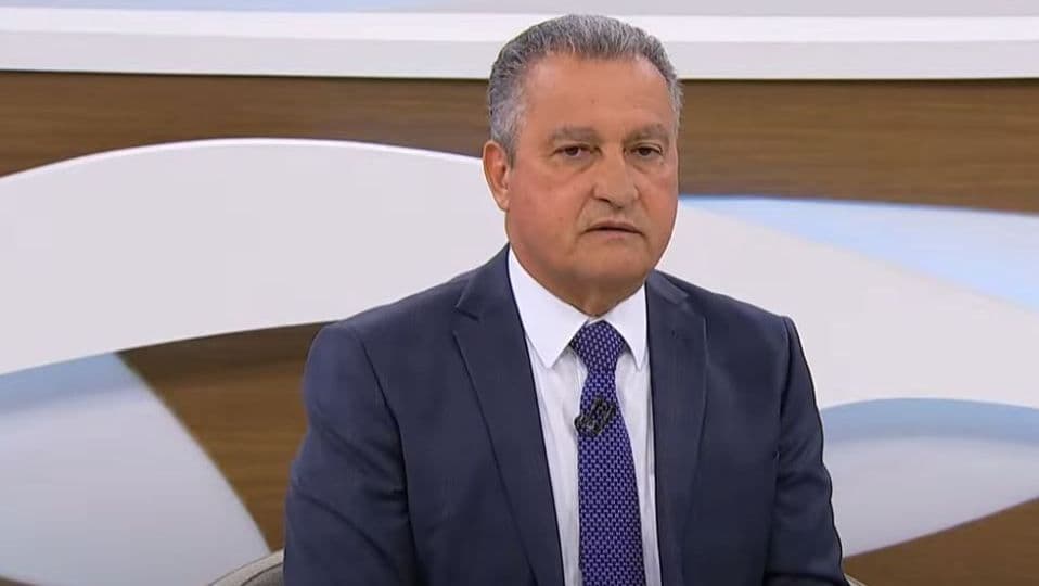 Ex-ministro Rui Costa é investigado por desvio na compra de respiradores