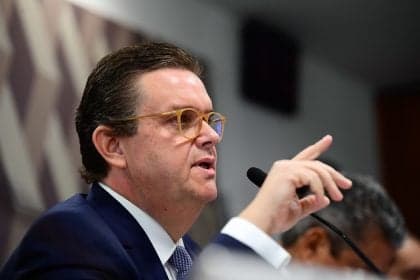 Governo Lula visa zerar fila do INSS até setembro