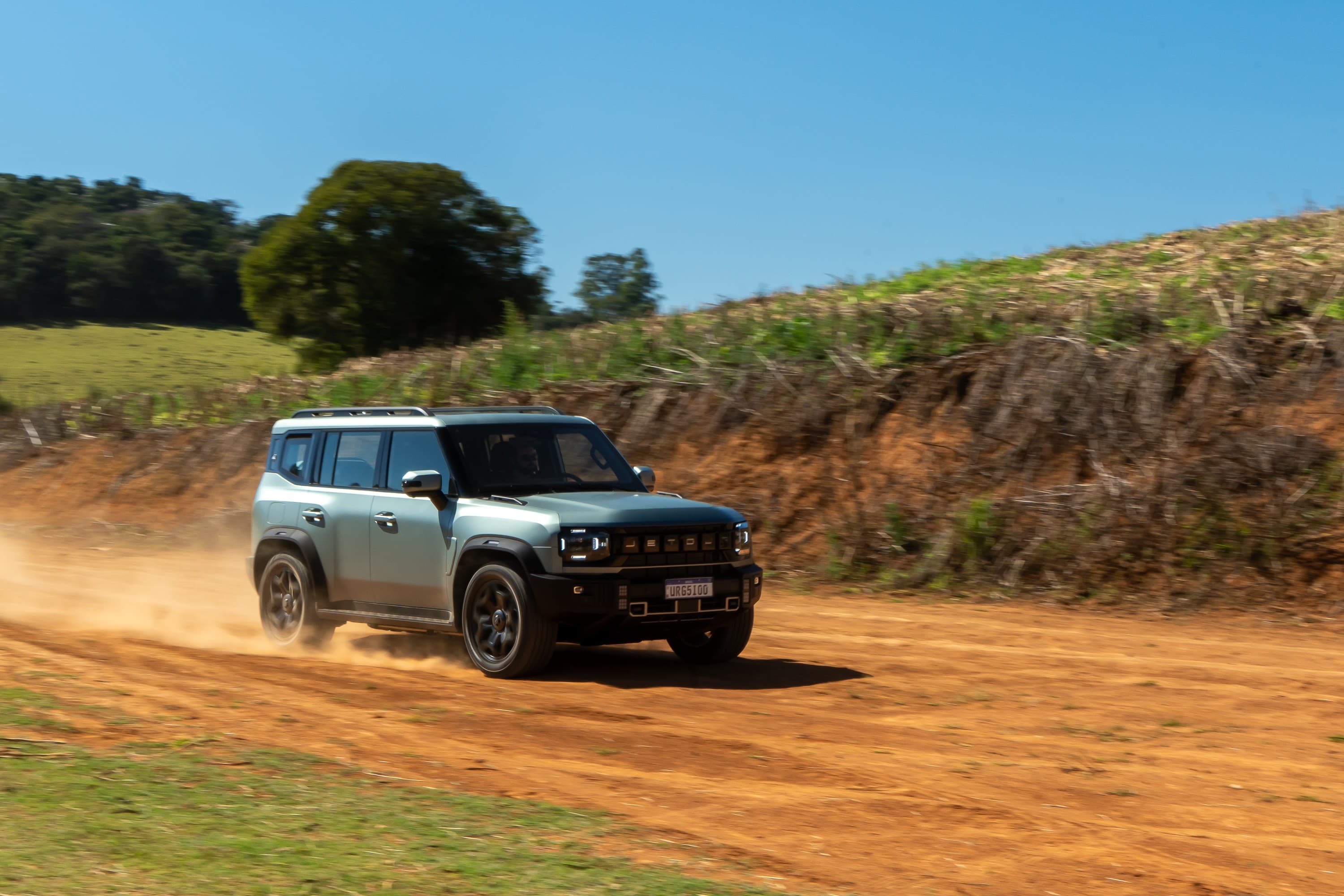 Jetour T2 4x4 busca competir com GWM Haval H9 no off-road
