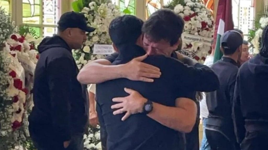Fernando Diniz e Germán Cano prestam homenagens a Paulo Angioni