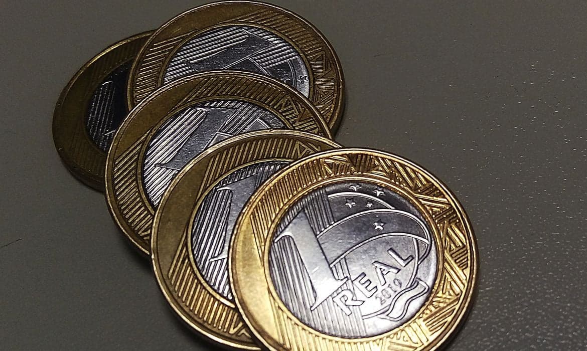 Inflação de setembro atinge 0,82%, acima do esperado e pressiona economia