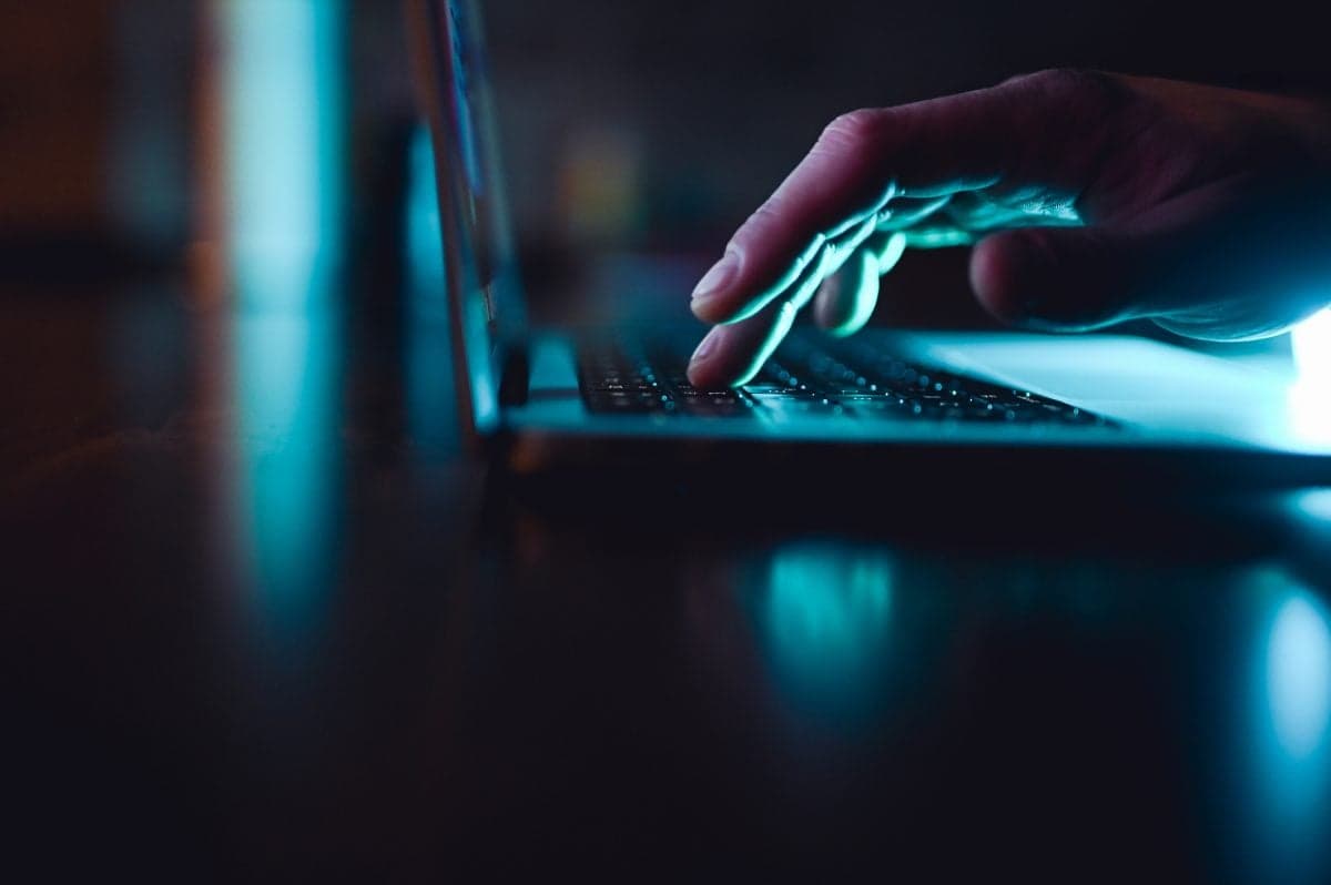 Empresas brasileiras enfrentam baixa maturidade em cibersegurança