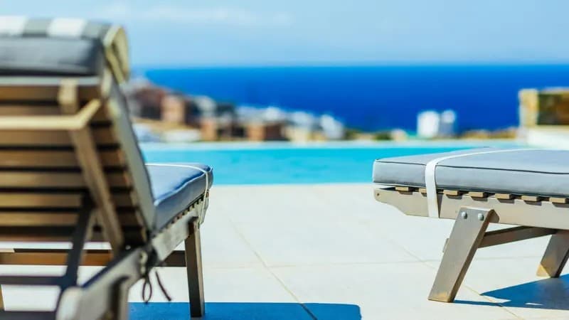 Pesquisas revelam uso limitado de férias por trabalhadores brasileiros