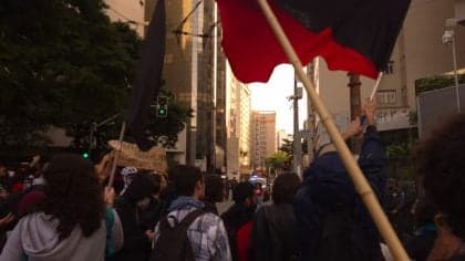 Protesto de estudantes em SP termina em confronto com a PM