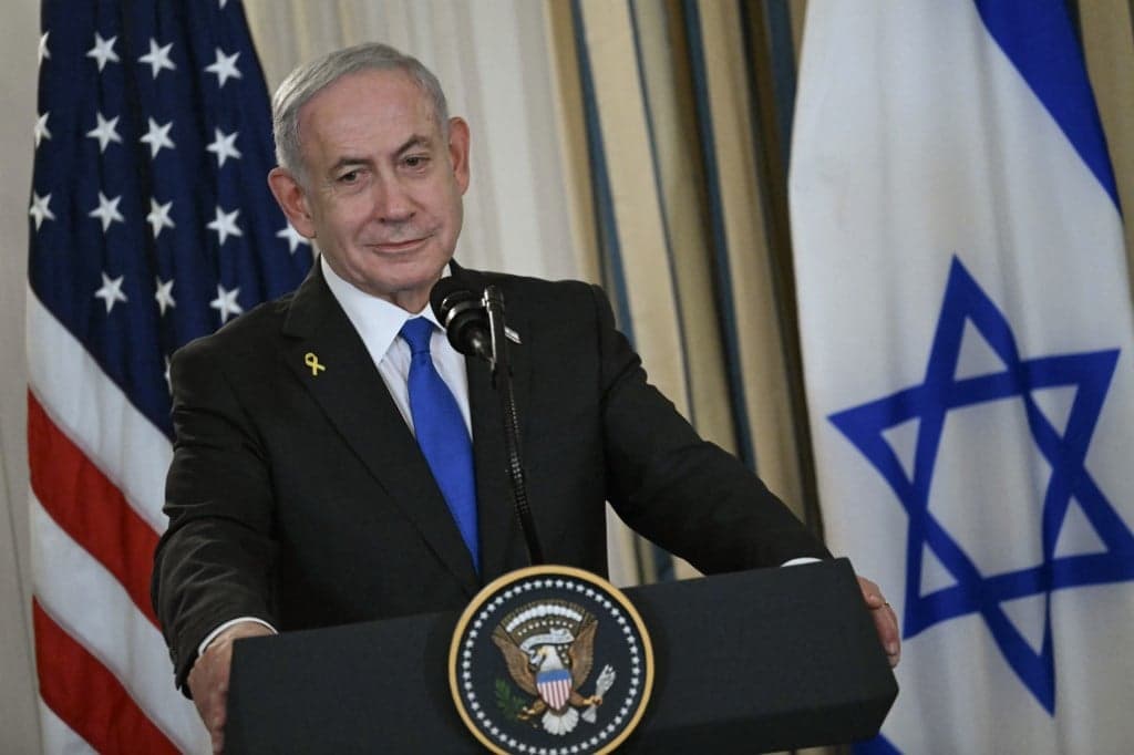 Netanyahu lidera eleições em Israel, mas não alcança maioria no Parlamento