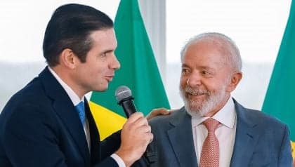 Hugo Motta anuncia aumento no limite do MEI para 2024