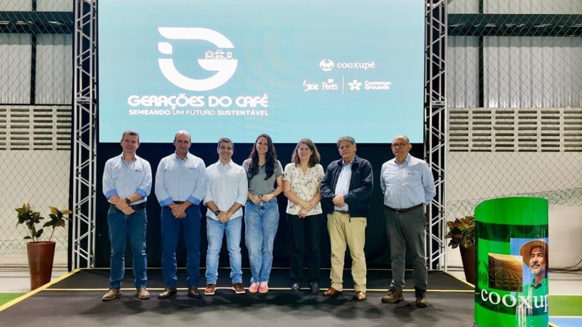 Cooxupé e JDE Peet’s lançam projeto para jovens cafeicultores