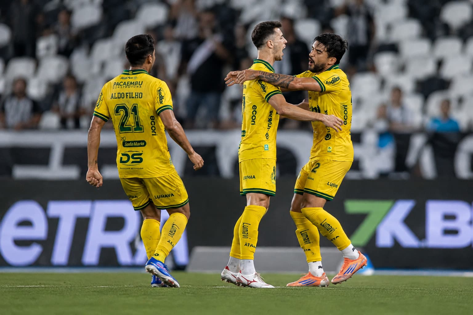 Mirassol recebe o Botafogo neste sábado; permanência na Série A está em jogo