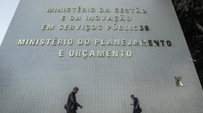 Governo federal implementa bloqueio orçamentário de R$ 1,6 bilhão para 2026