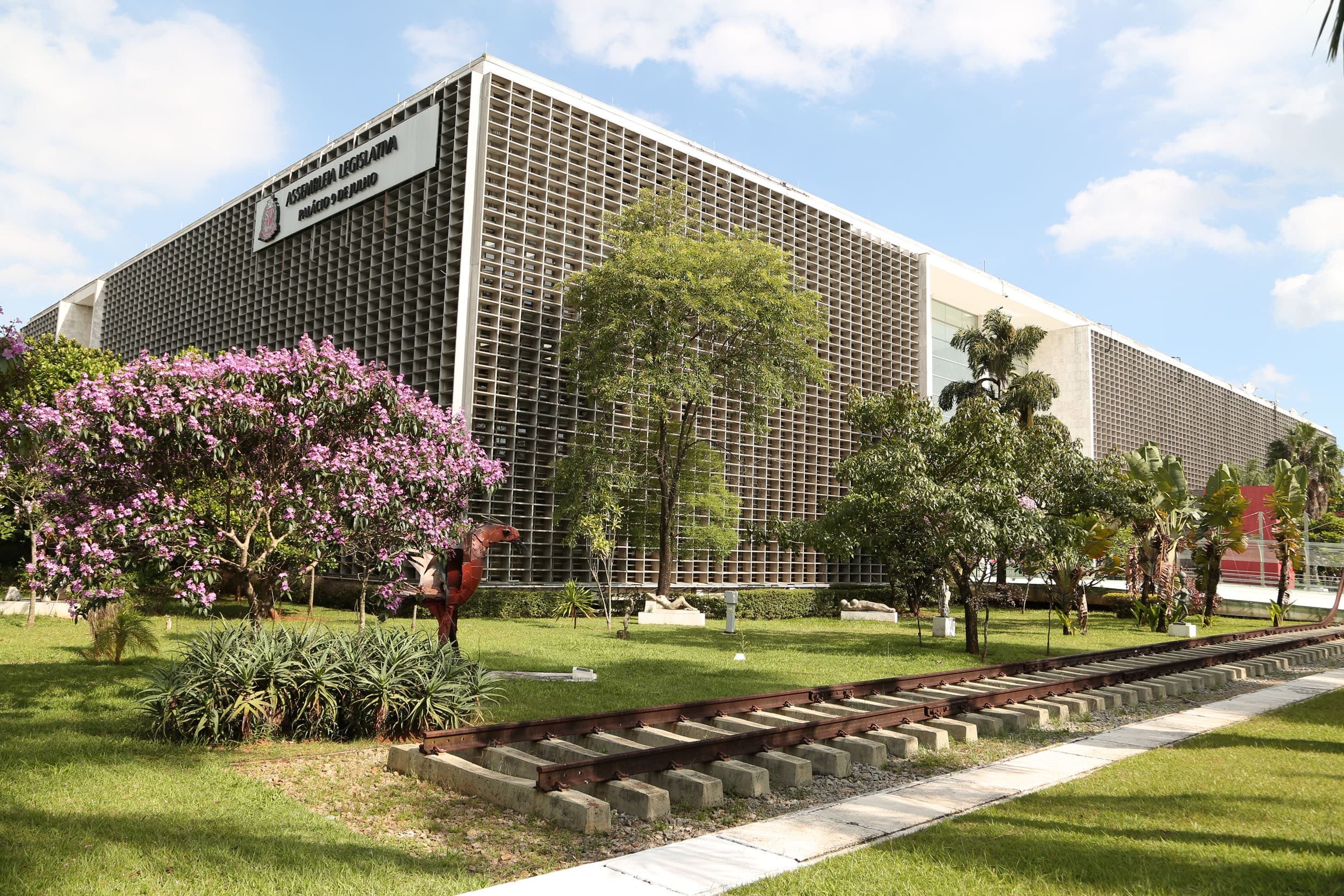 PL conquista 28 cadeiras na Alesp e fortalece base de Tarcísio de Freitas