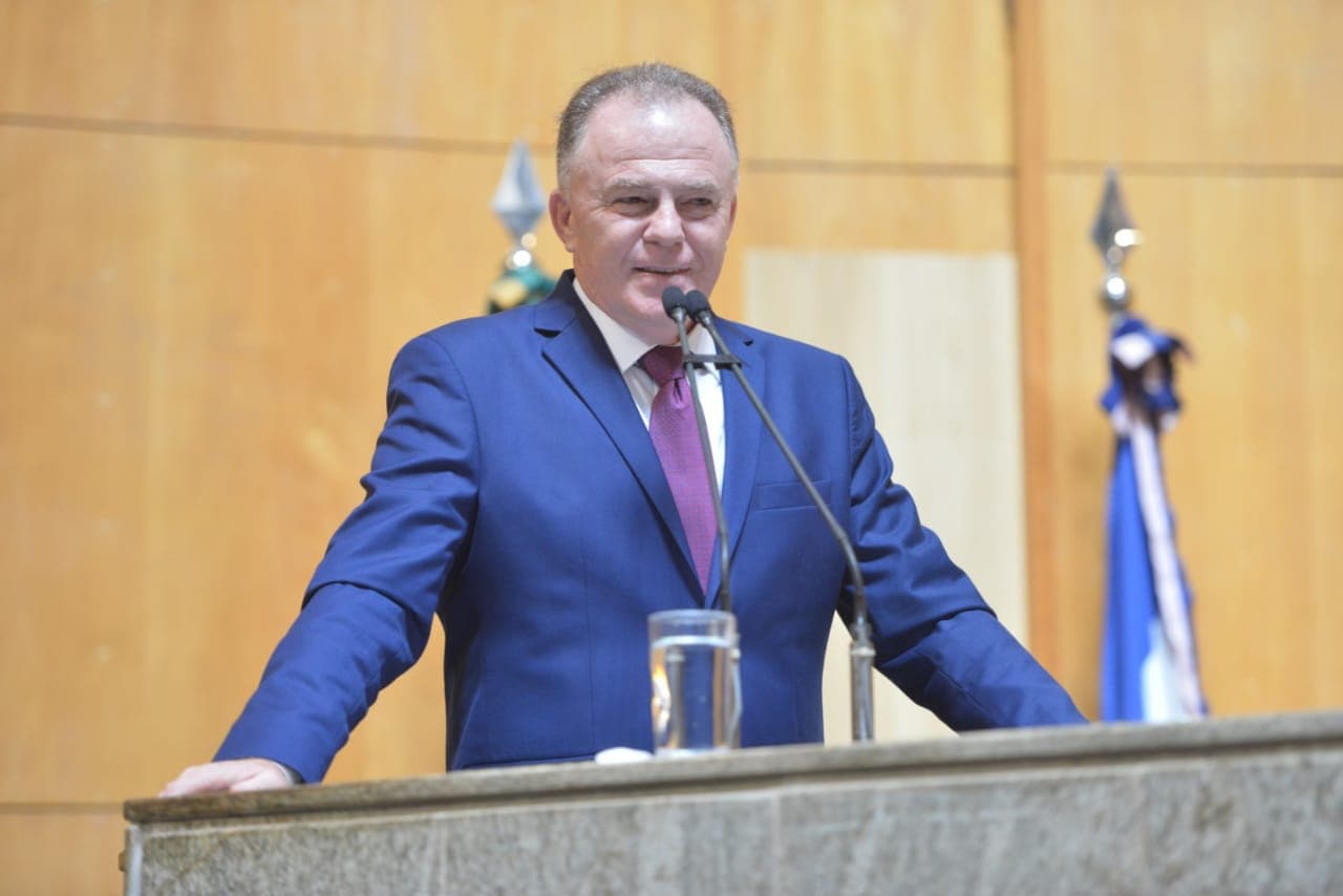 Casagrande se destaca na corrida ao Senado pelo Espírito Santo
