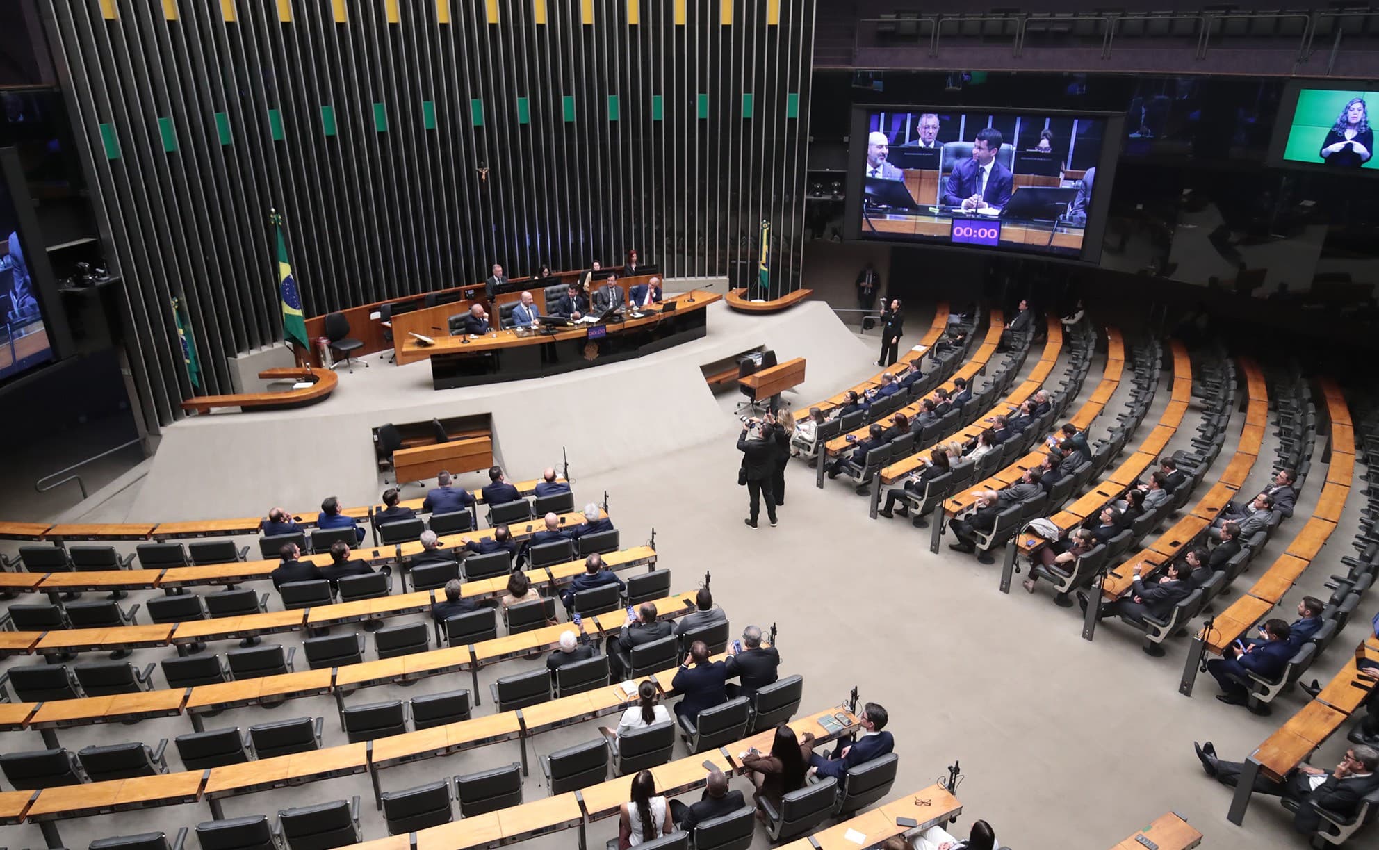 PL conquista 121 cadeiras na Câmara, maior bancada desde 1988