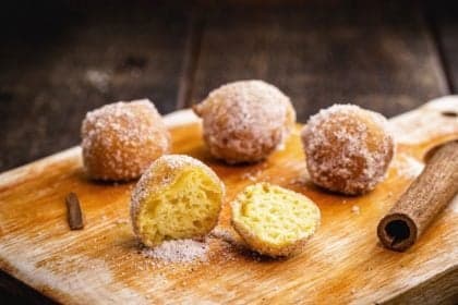 Bolinho de chuva proteico: quatro receitas saudáveis e práticas