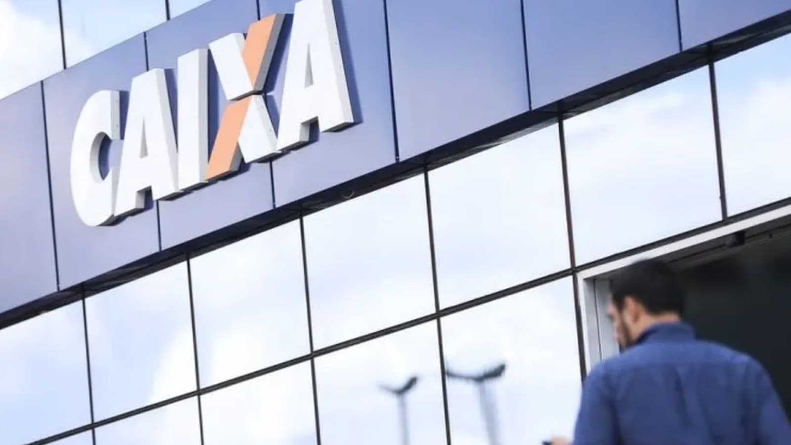 Funcionários da Caixa e do Banco do Brasil entram em greve por tempo indeterminado