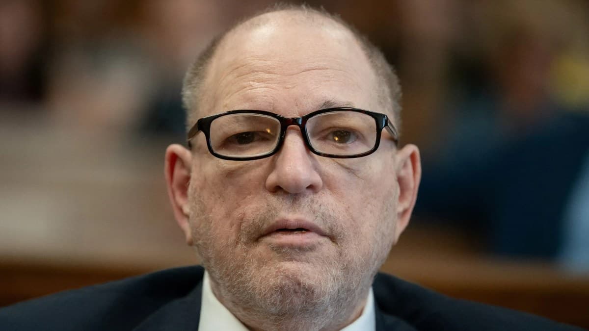 Harvey Weinstein é condenado a 15 anos por agressão sexual