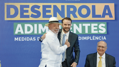 Lula intensifica medidas antes de restrições da pré-campanha