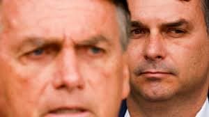 Brasil 247: Flávio Bolsonaro e o Poder das Crenças Religiosas
