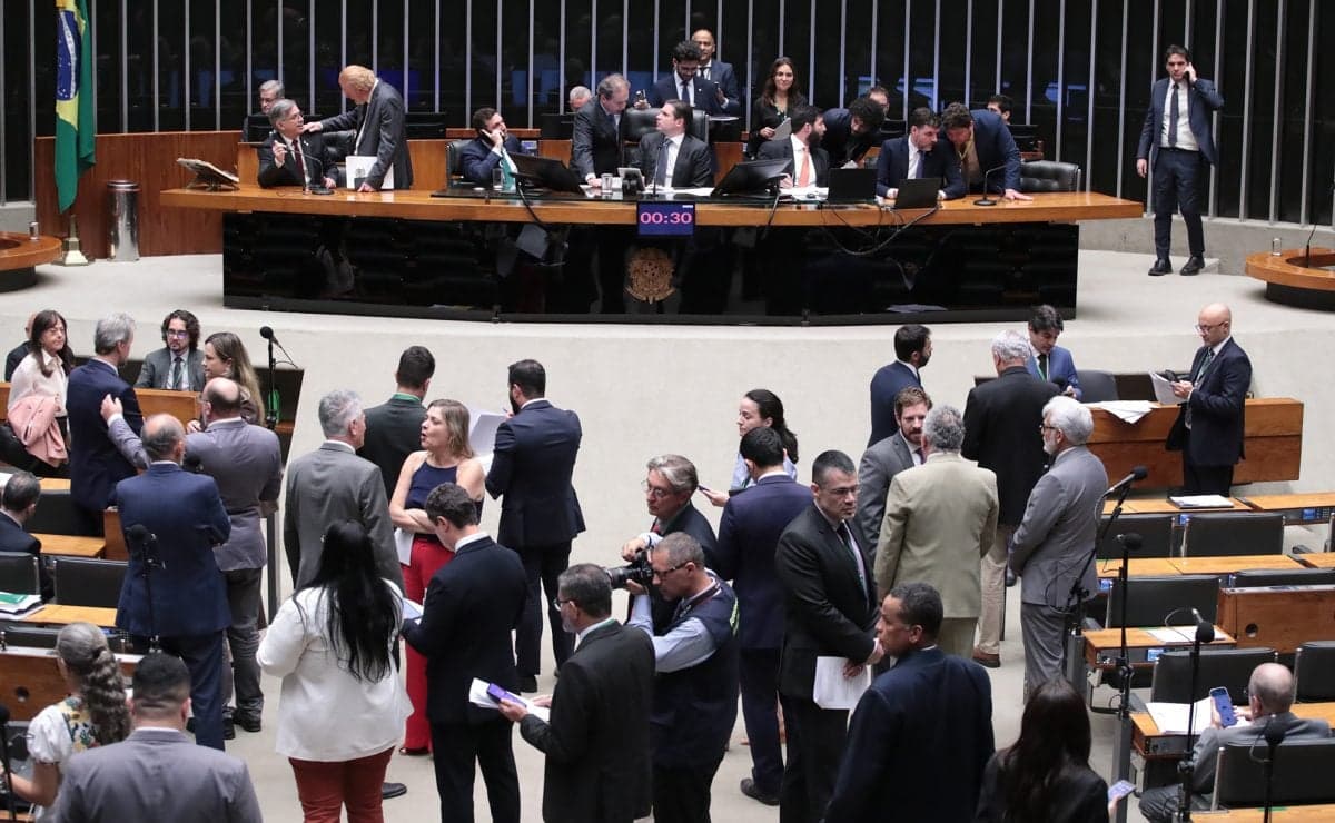 Câmara destina R$ 1,3 bi em emendas sem autoria identificada
