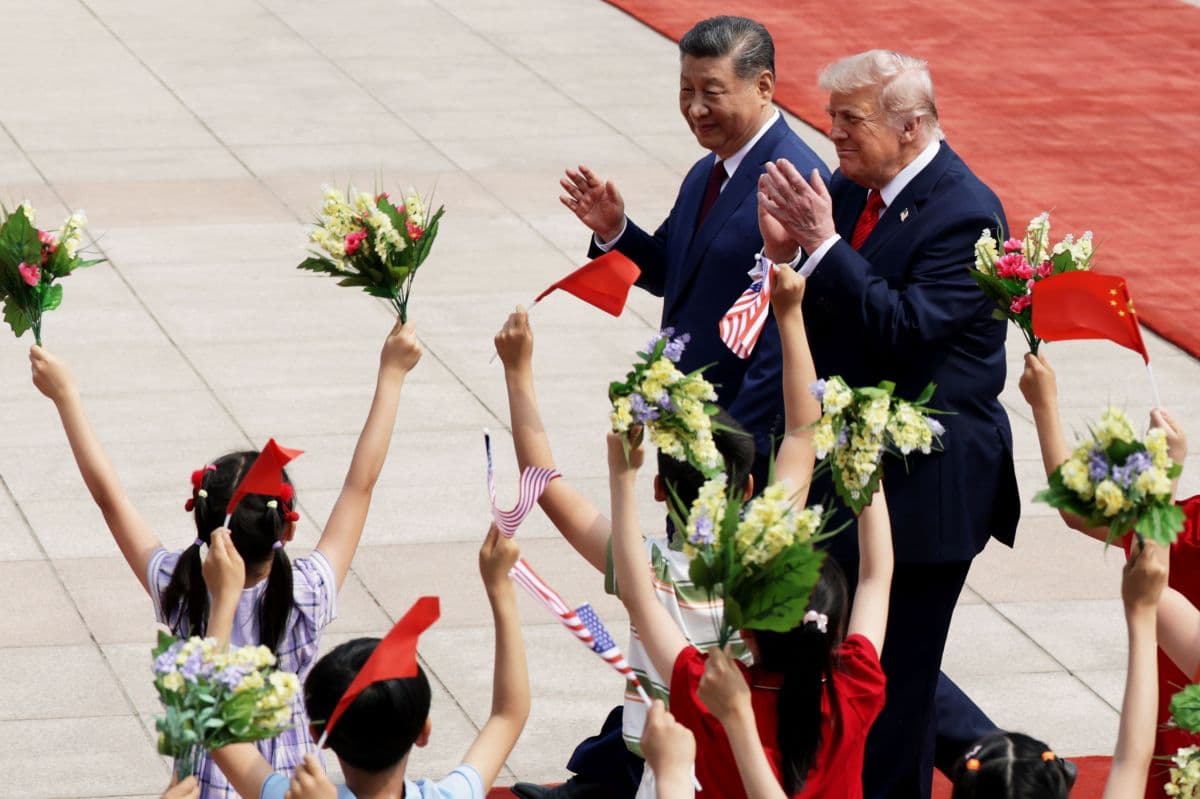Trump é recebido calorosamente por Xi Jinping na China