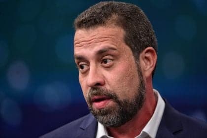 PSOL Mantém Alinhamento para Eleições com Guilherme Boulos e Erika Hilton no Comando