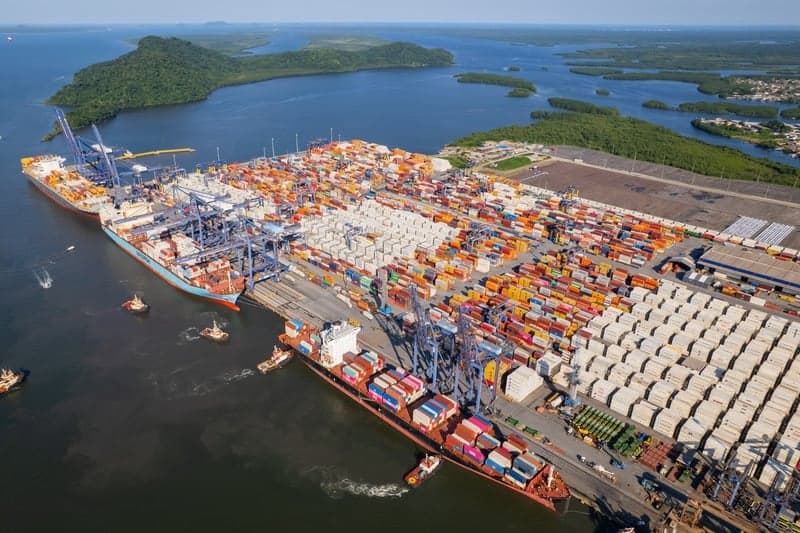TCP movimenta 690 mil TEUs em Paranaguá com aumento de 2%