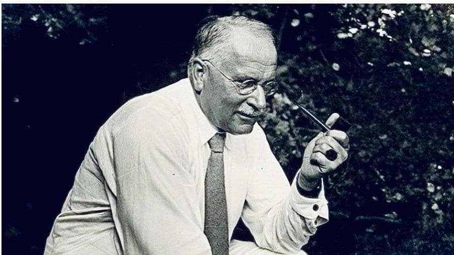 Carl Jung e a Transição das Etapas da Vida