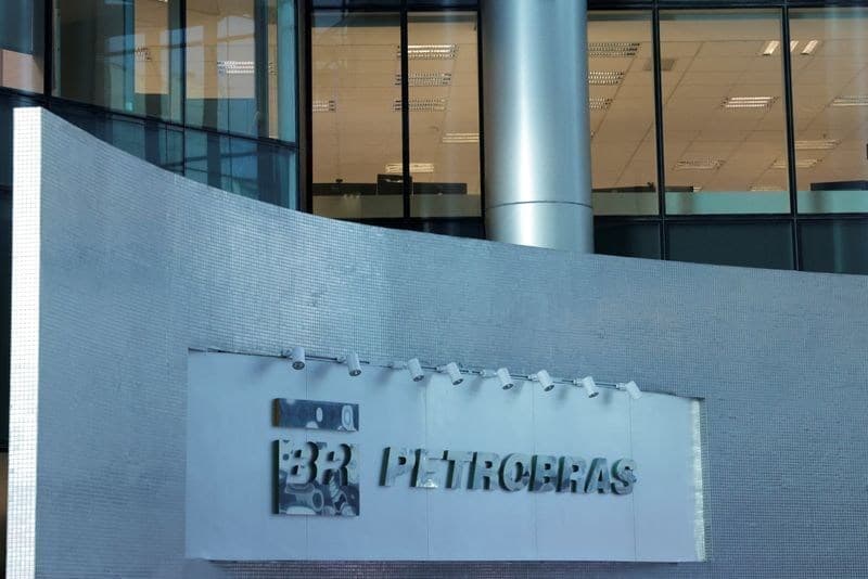 UBS BB eleva preço-alvo das ações da Petrobras para R$ 62