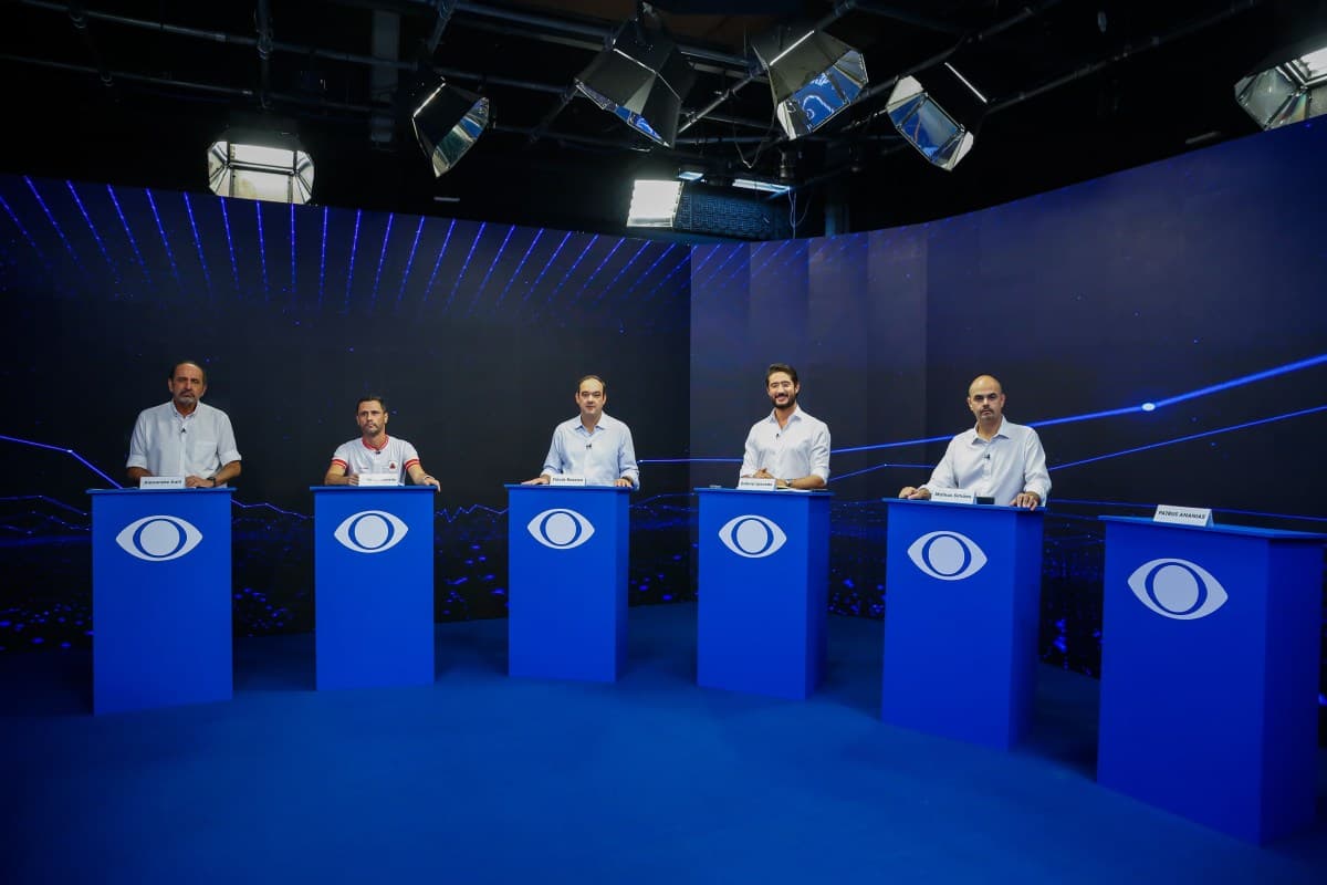 Debate em Minas Gerais discute saneamento e segurança pública