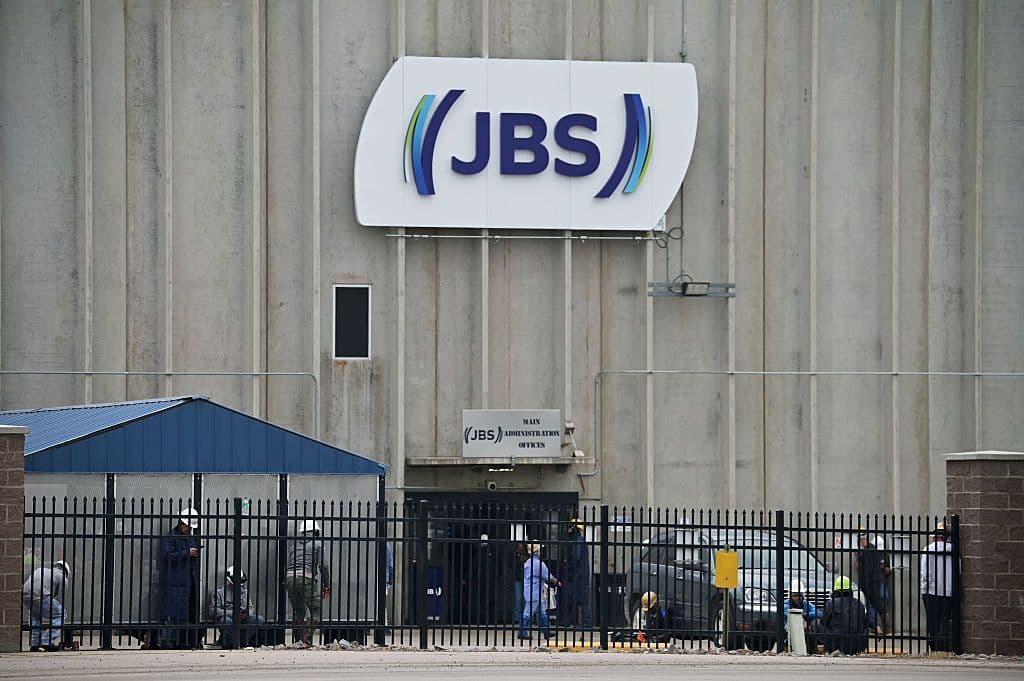 JBS garante aumento de 33% para trabalhadores em Greeley, EUA