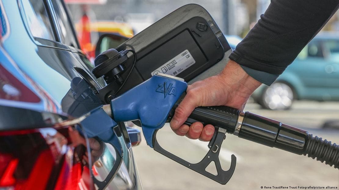 Inflação sobe 0,88% em março, com destaque para transportes e alimentos