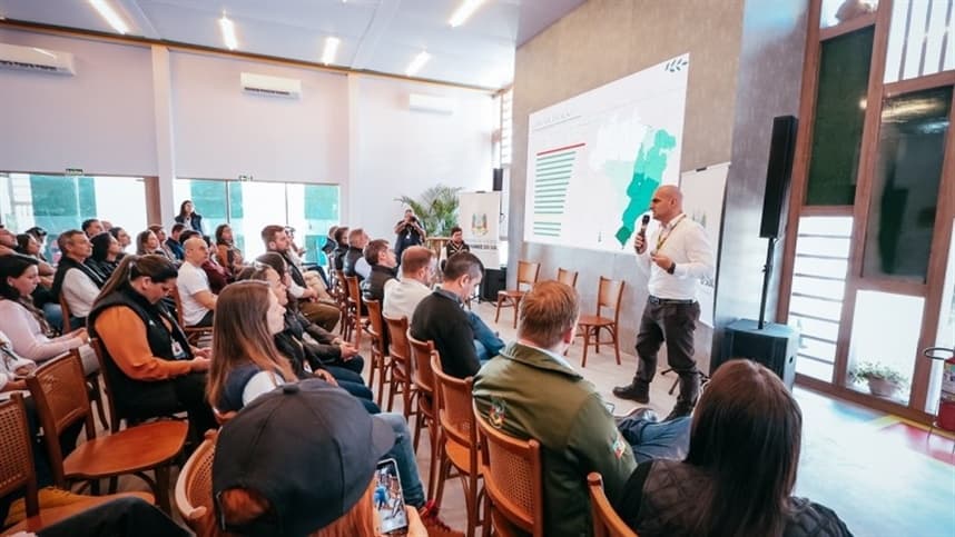 Desafios da juventude rural e sucessão familiar são discutidos no RS